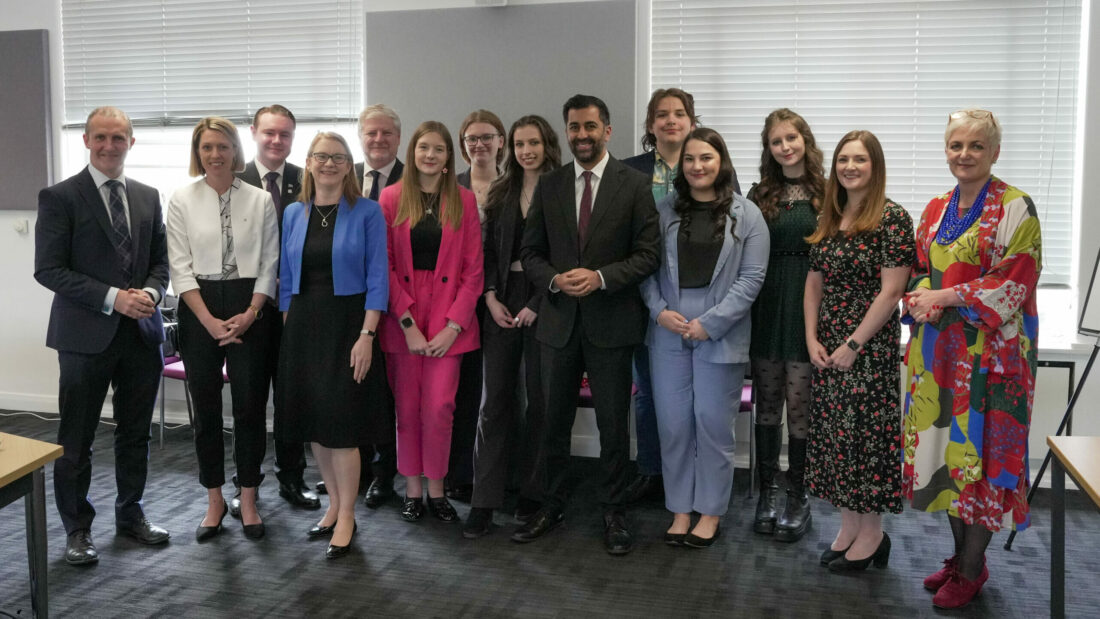 First Minister and Cabinet Secretaries with MSYPs